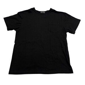 White Fox Short Sleeve Pocket T-Shirt in Black